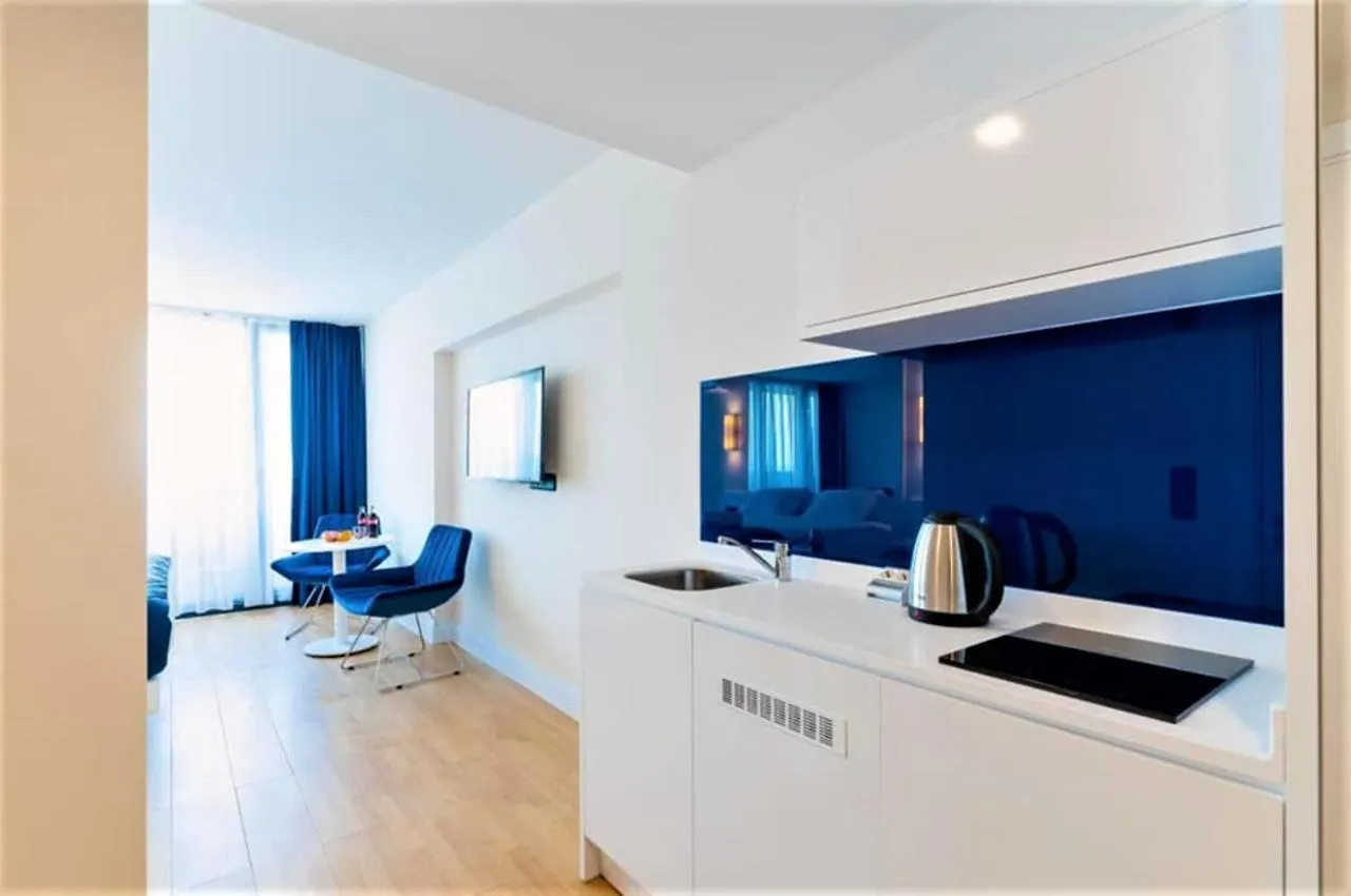 Aparthotel In Orbi City Batumi 5*,